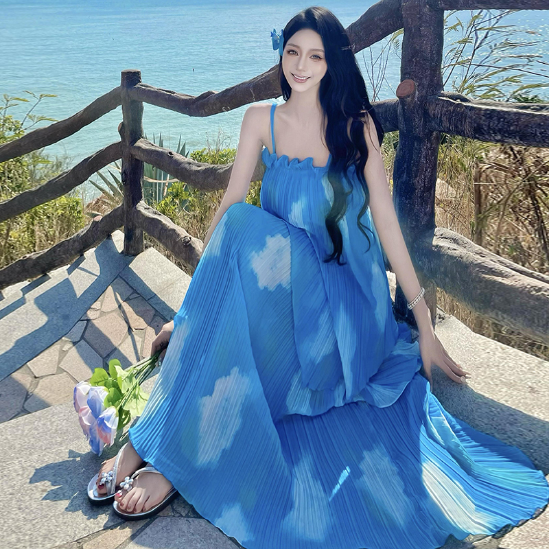 Printing blue-white dream dress crimping gradient long dress