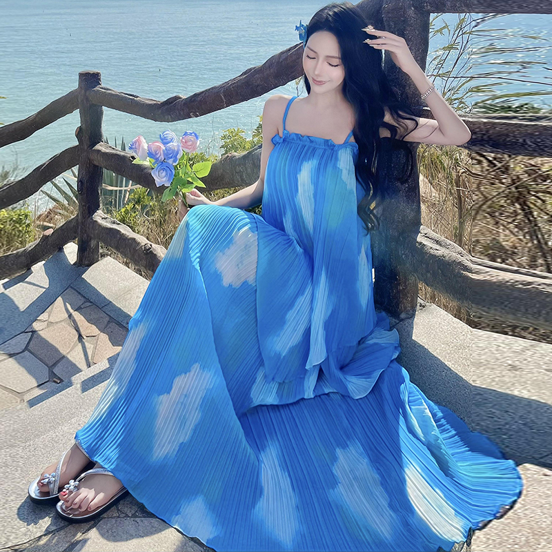 Printing blue-white dream dress crimping gradient long dress