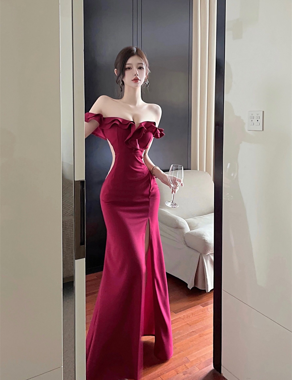 Sexy temperament split low-cut flat shoulder dress