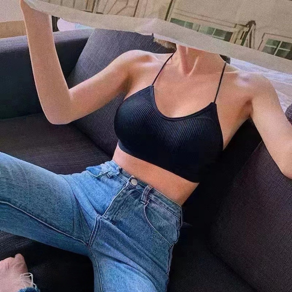 Removable beauty back screw thread halter tops
