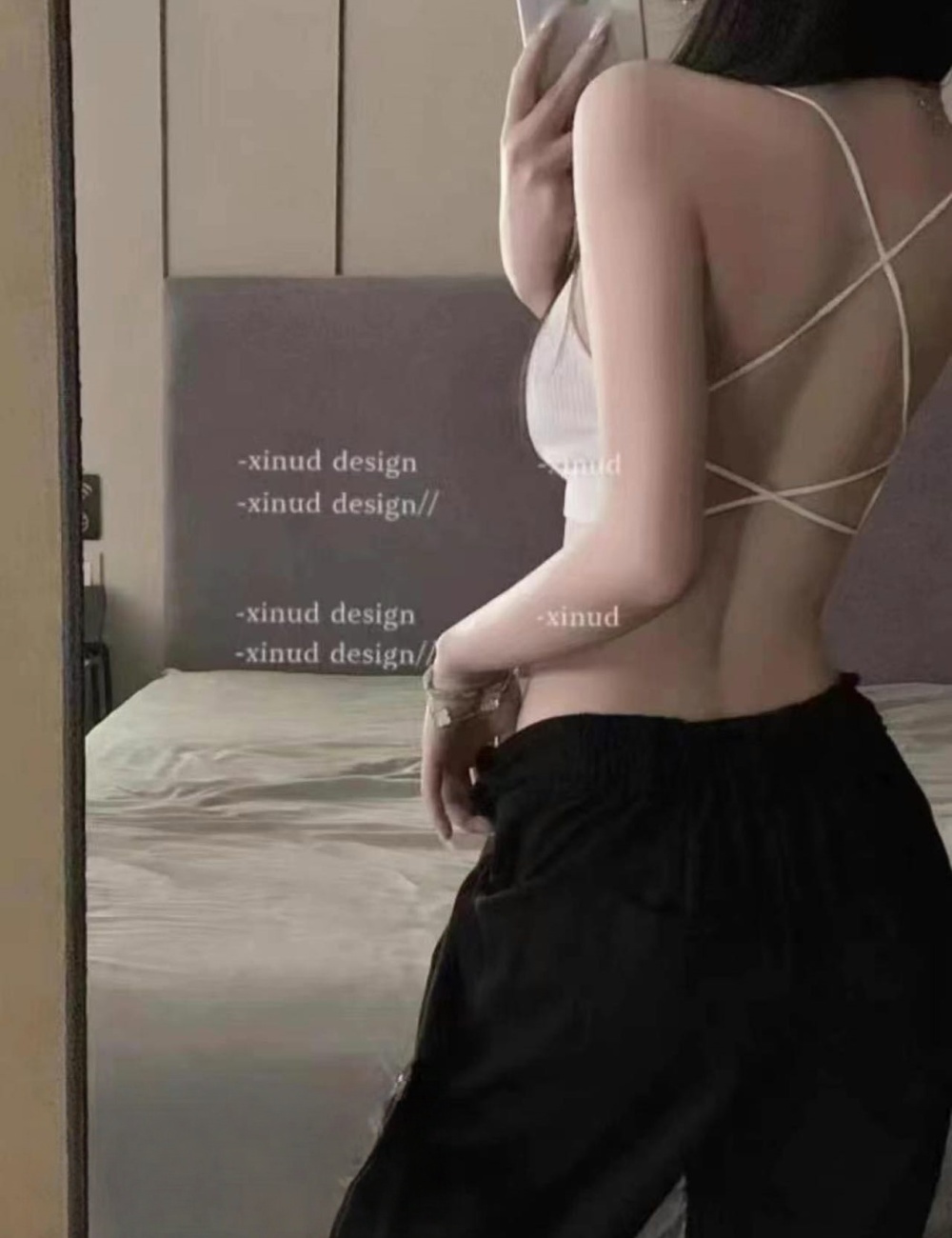 Removable beauty back screw thread halter tops