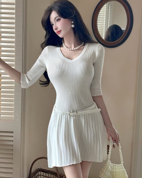 Slim summer knitted T-back V-neck spicegirl dress for women