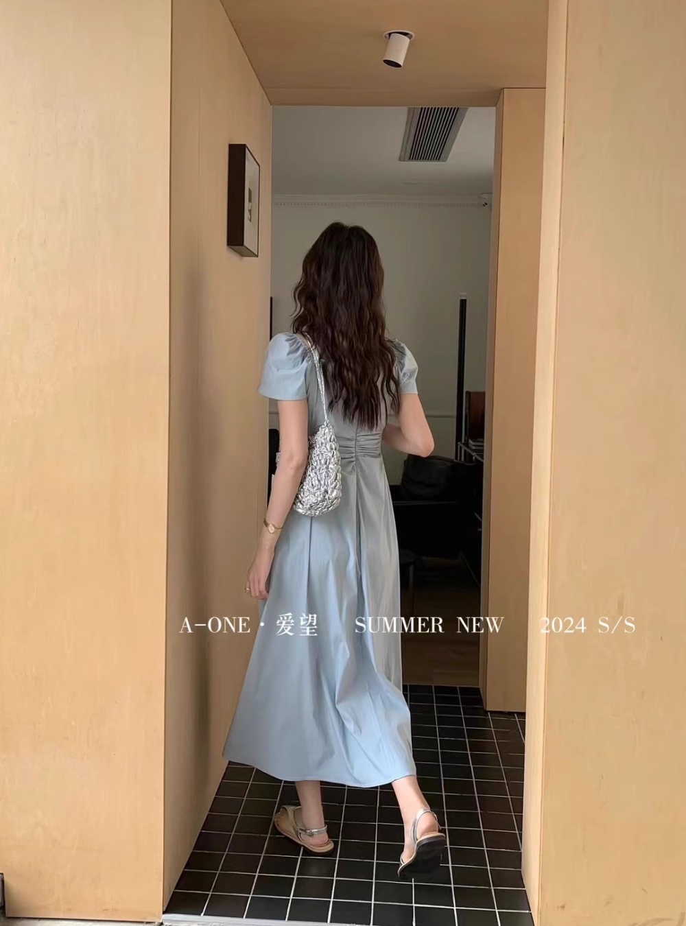 Short sleeve dress refinement long dress for women