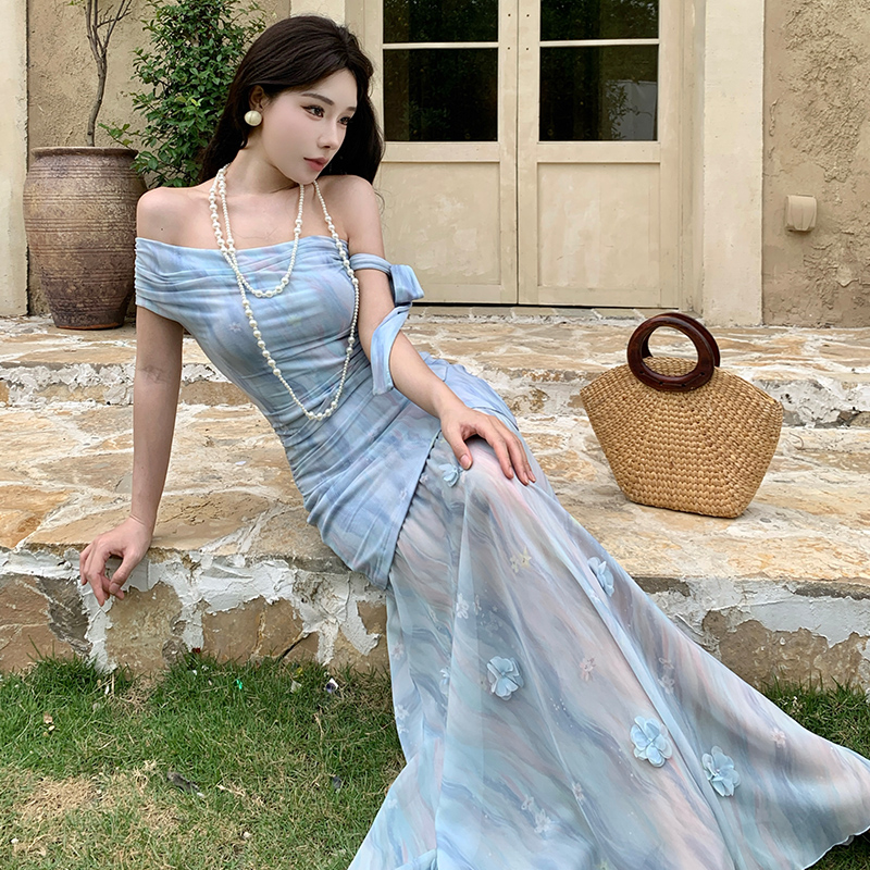 Sloping shoulder romantic dress blue long dress