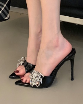 Black summer pointed wears outside slippers