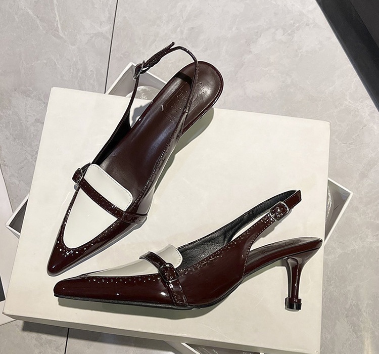 Summer pointed sandals retro fine-root shoes
