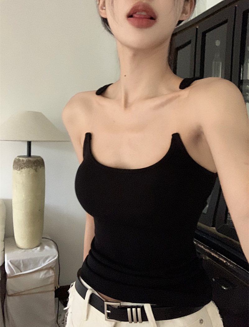 All-match tight European style black vest for women