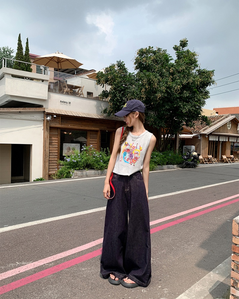 Sleeveless slim tops wears outside vest for women