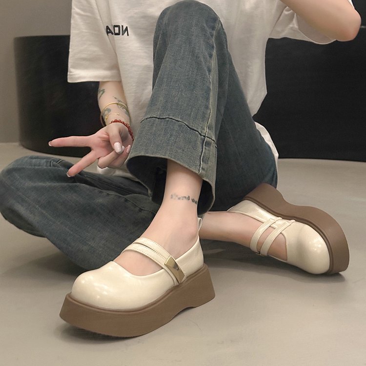 Lady leather shoes spring and summer shoes for women