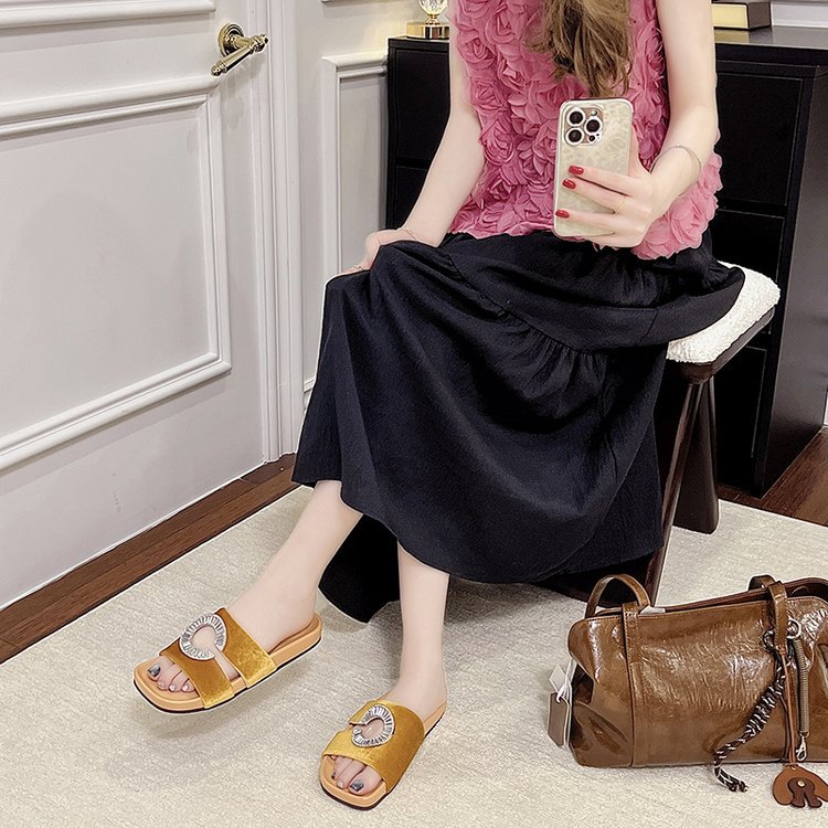 Fish mouth lady flattie France style slippers for women