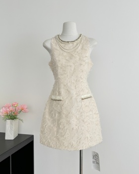 Sleeveless France style feather summer dress for women