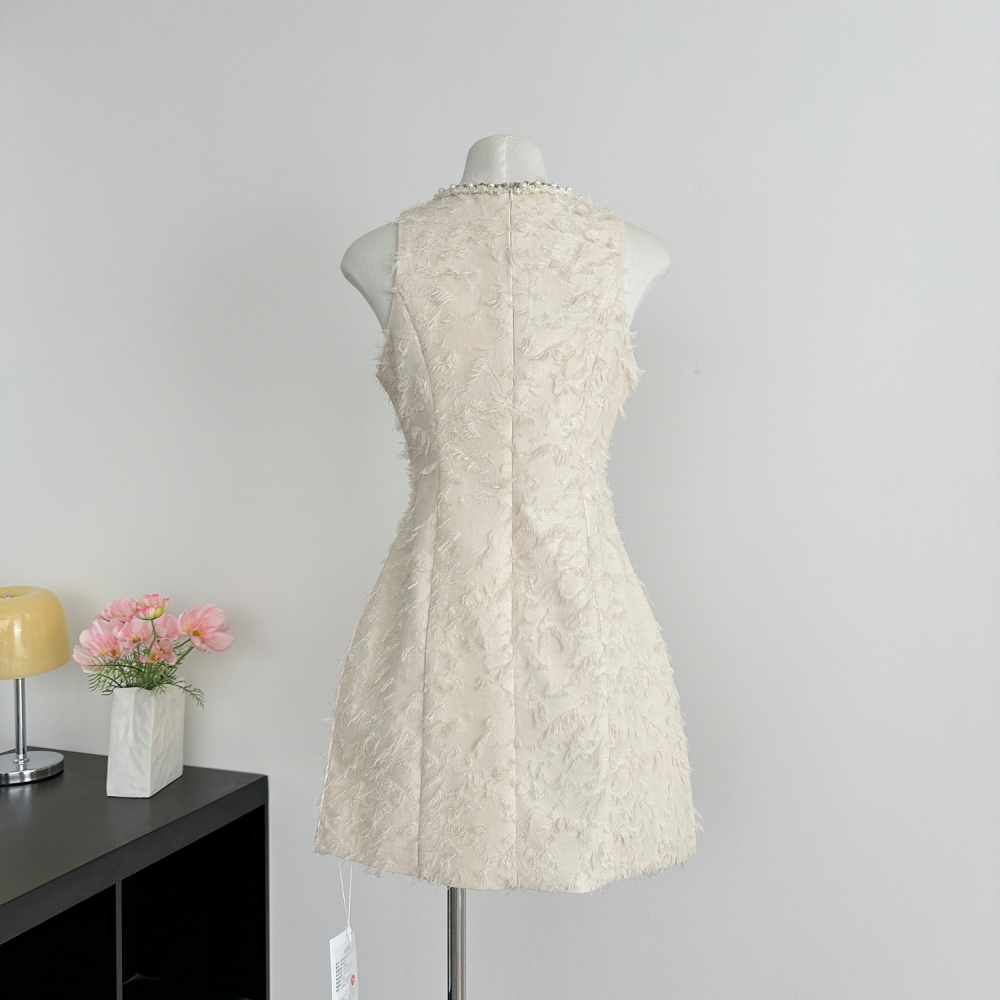 Sleeveless France style feather summer dress for women