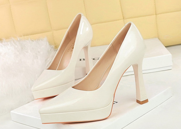 Patent leather pointed shoes high-heeled fashion platform