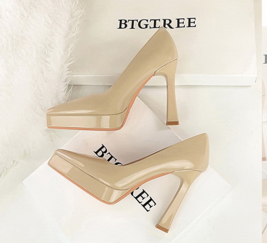 Patent leather pointed shoes high-heeled fashion platform