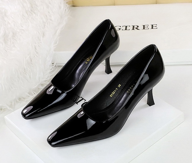 Simple fashion shoes glossy high-heeled shoes for women