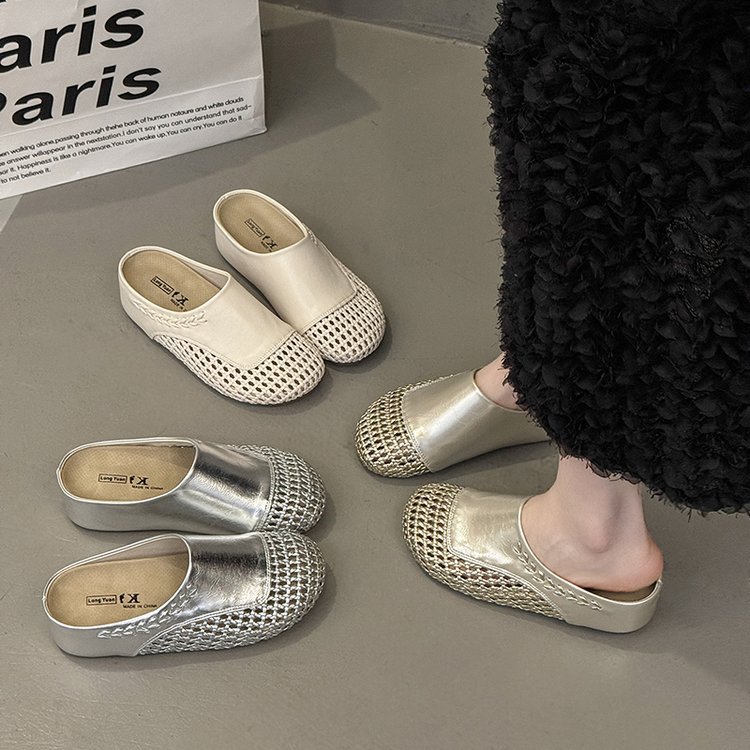 Hollow slippers within increased lazy shoes for women