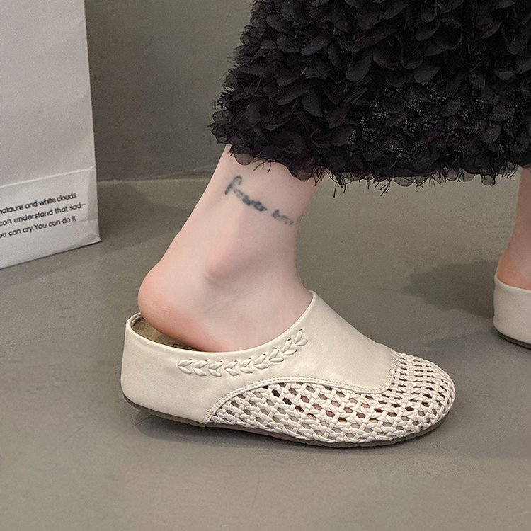 Hollow slippers within increased lazy shoes for women