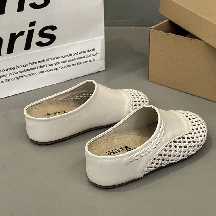 Hollow slippers within increased lazy shoes for women
