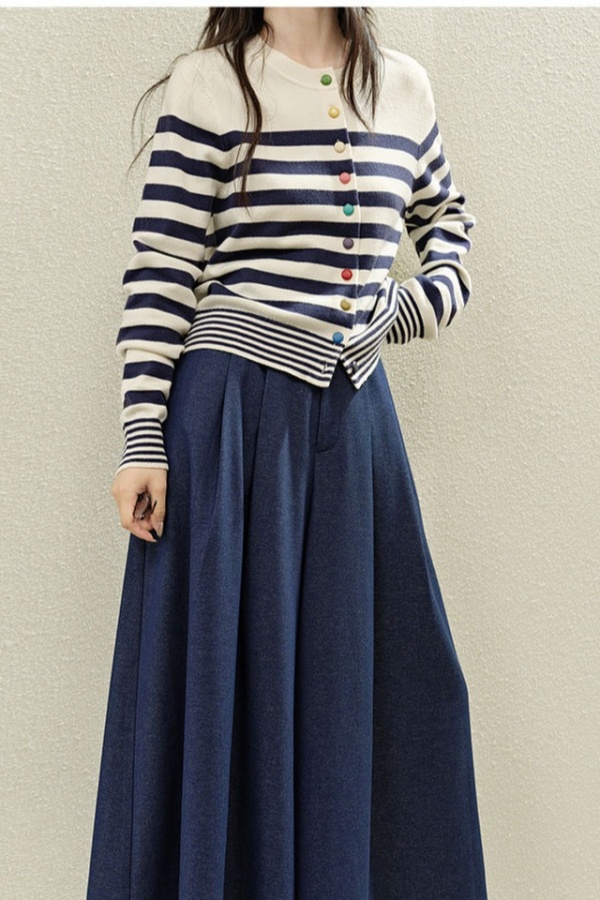 Korean style autumn temperament sweater for women