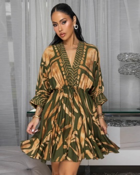 Printing fashion V-neck European style pinched waist dress