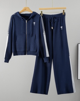 Western style knitted sportswear 2pcs set for women