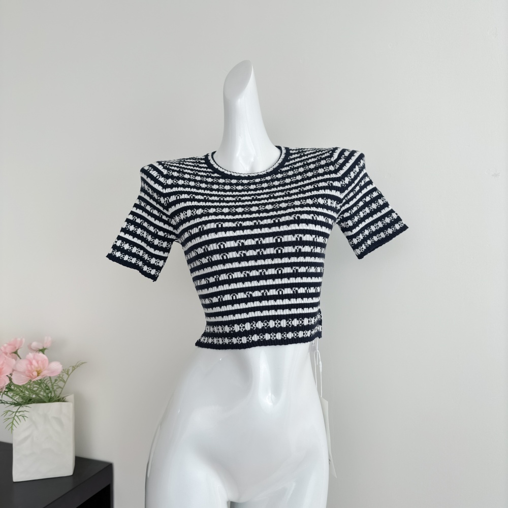 Knitted stripe tops short sleeve short skirt a set