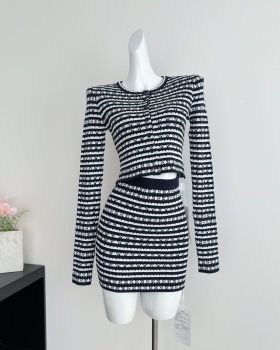 Knitted cardigan stripe short skirt a set