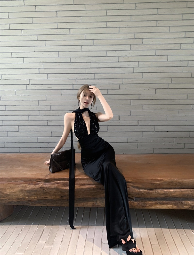 Halter black tops sequins satin skirt 2pcs set