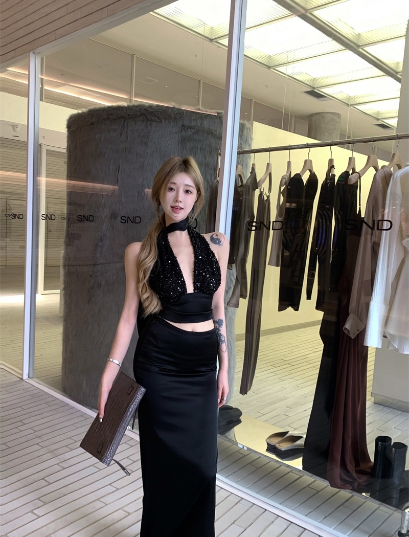Halter black tops sequins satin skirt 2pcs set
