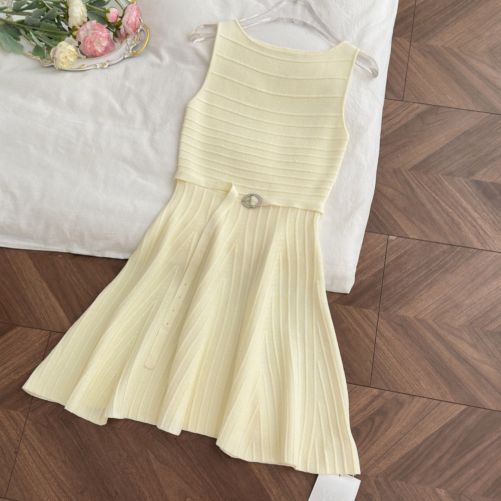 Knitted fashion dress pit stripe sleeveless dress