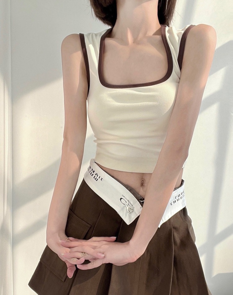 With chest pad wrapped chest tops bottoming vest