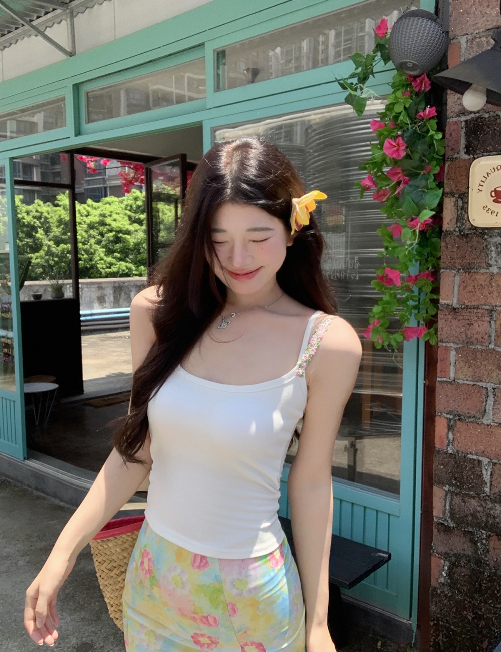 Shoulder strap with chest pad underwear slim sling tops