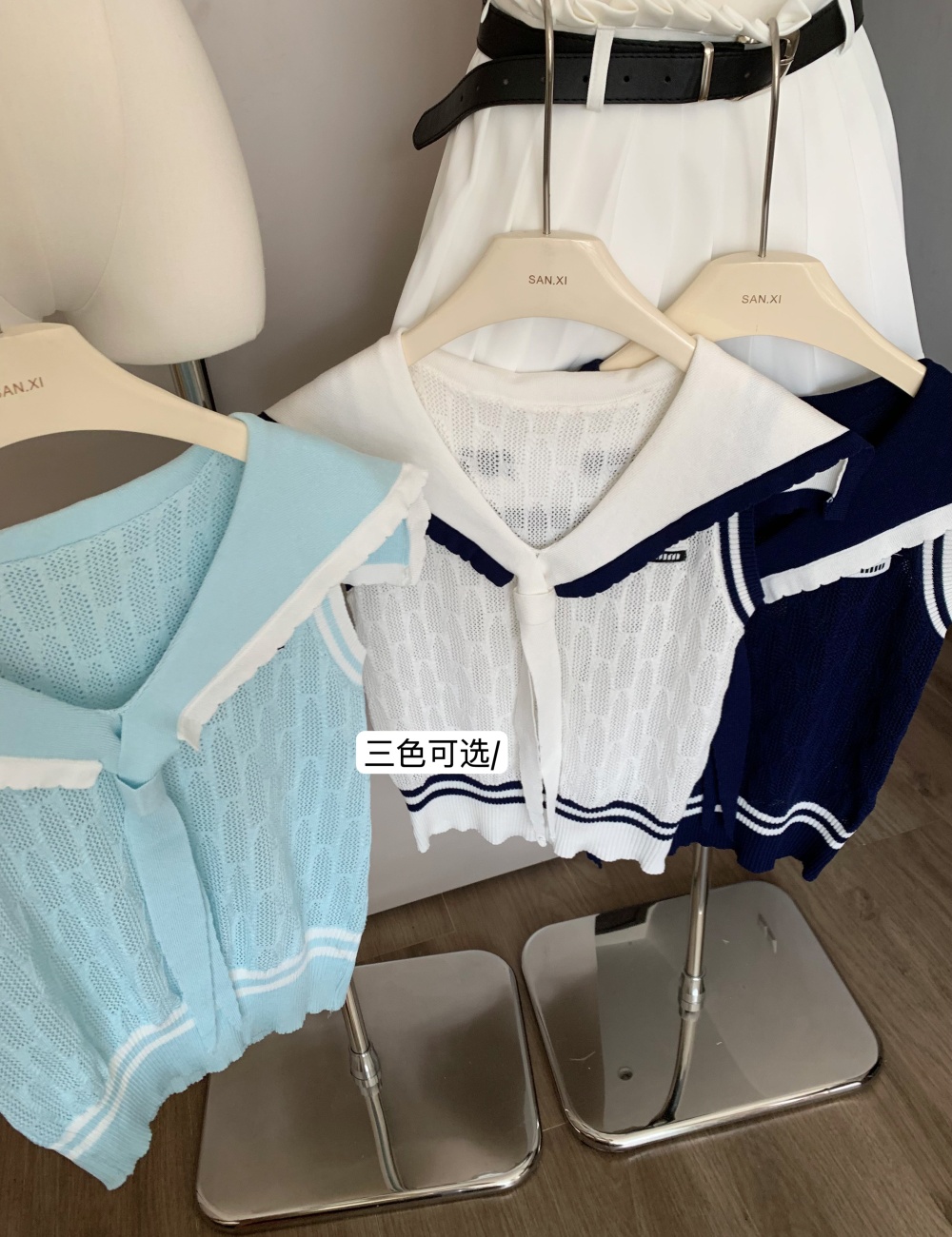 Elegant slim skirt temperament pleated tops a set for women