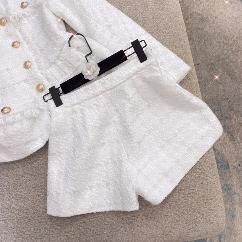 White woolen coat coarse flower shorts 2pcs set