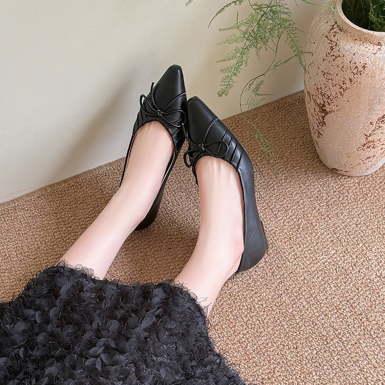 Fashion low spring and summer shoes lady pointed flattie