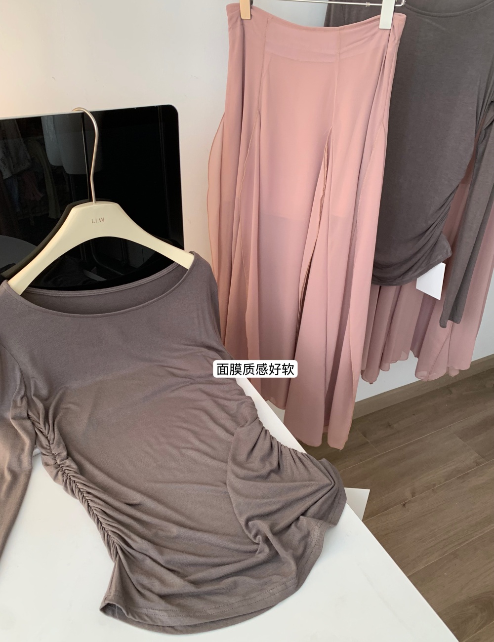 All-match thin skirt strapless T-shirt a set