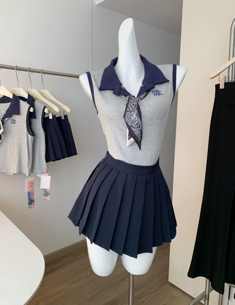 Summer gray short skirt pinched waist A-line tops 2pcs set