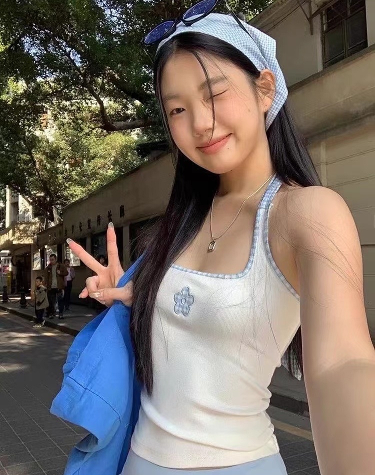 With chest pad halter vest fixed tops