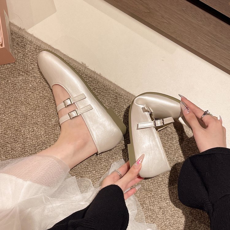 Spring and summer low shoes lady autumn flattie for women