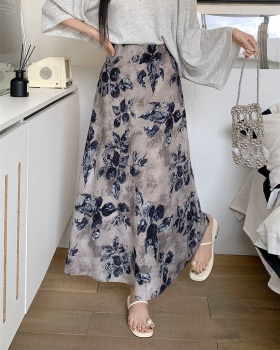 Large yard slim elastic waist summer skirt for women