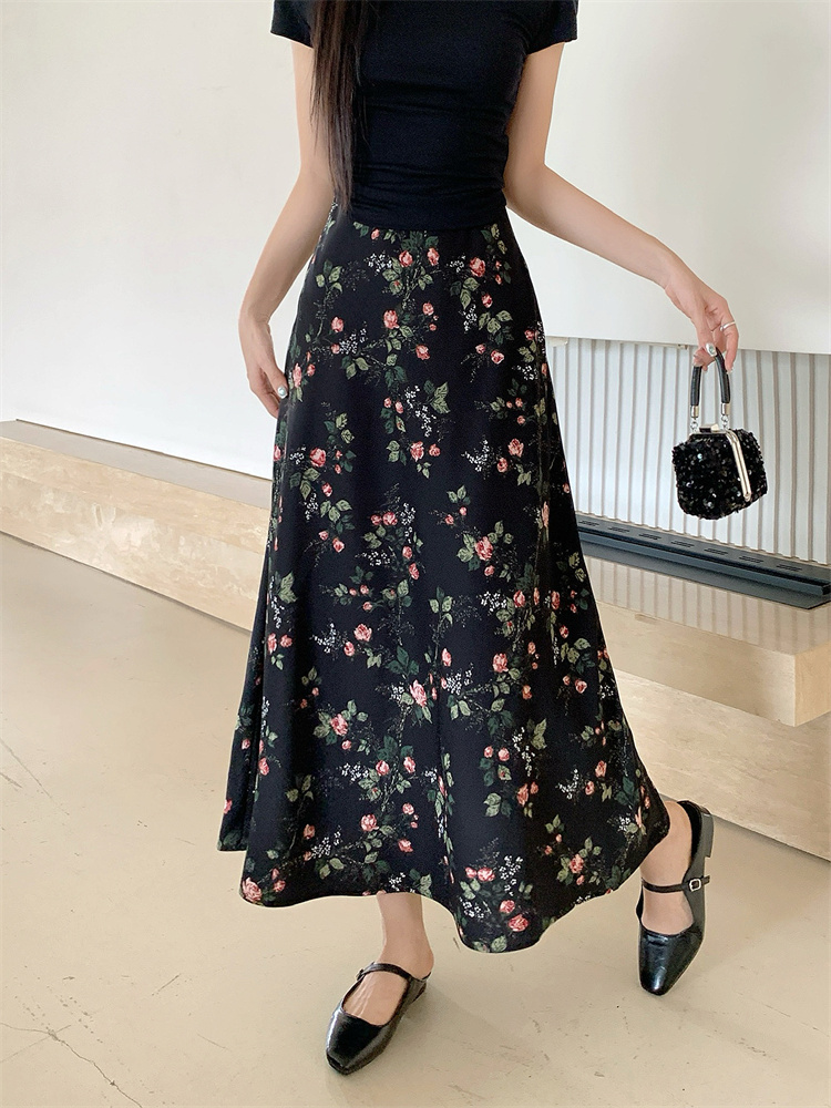 Large yard slim elastic waist summer skirt for women