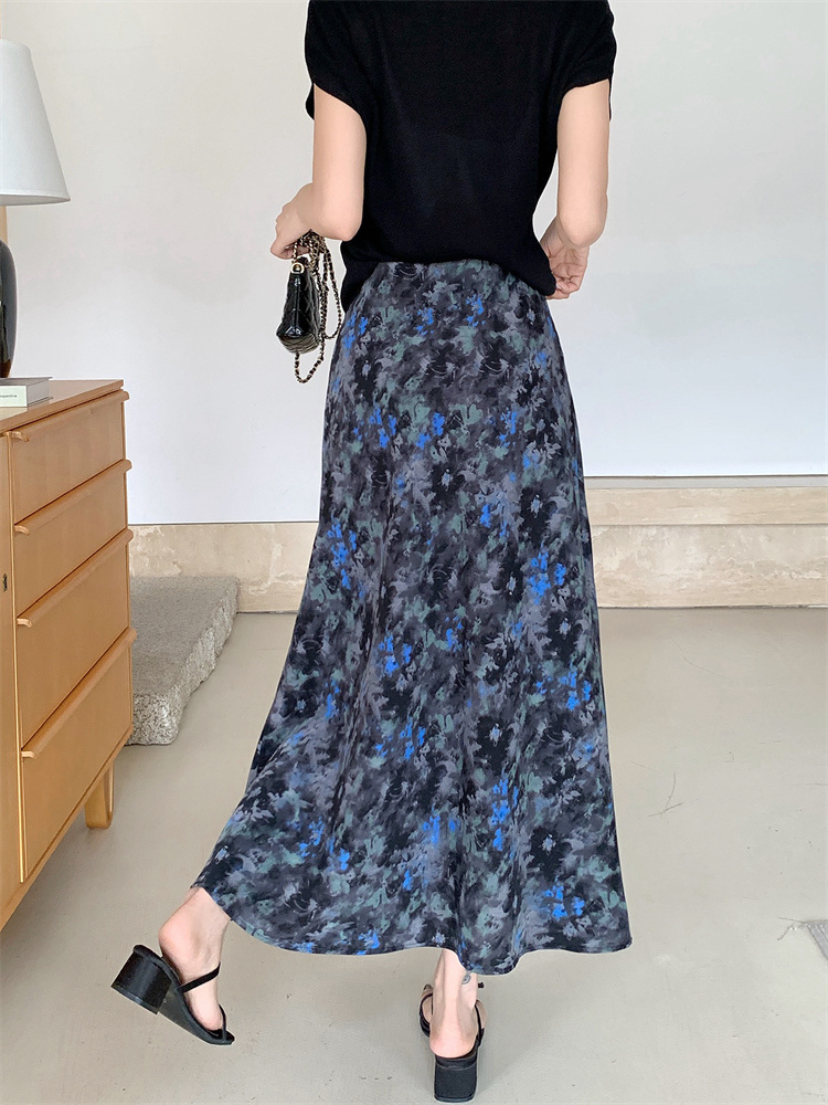 Large yard slim elastic waist summer skirt for women