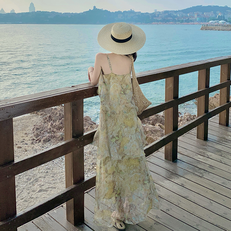 Vacation lotus leaf edges dress lady floral strap dress