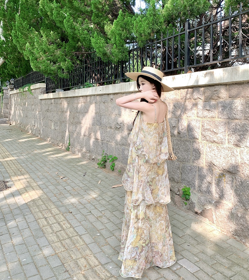 Vacation lotus leaf edges dress lady floral strap dress