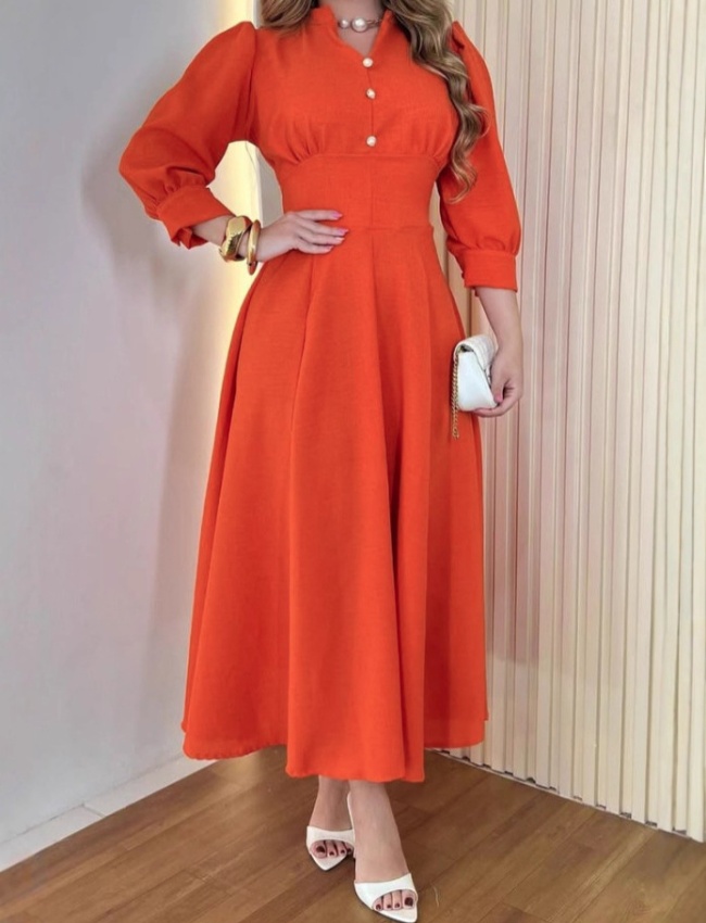 European style pure V-neck A-line buckle dress