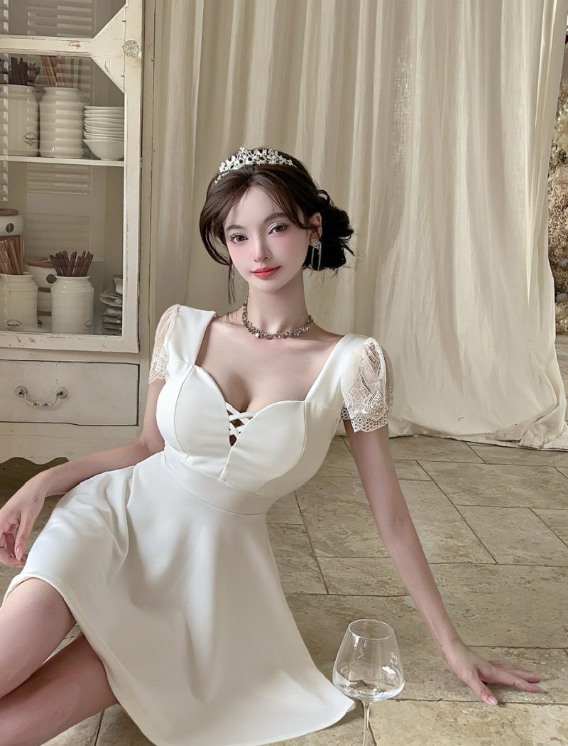 Lace splice sexy short pinched waist bottoming dress