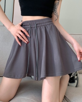 Wide leg pleated shorts summer wears outside pants for women