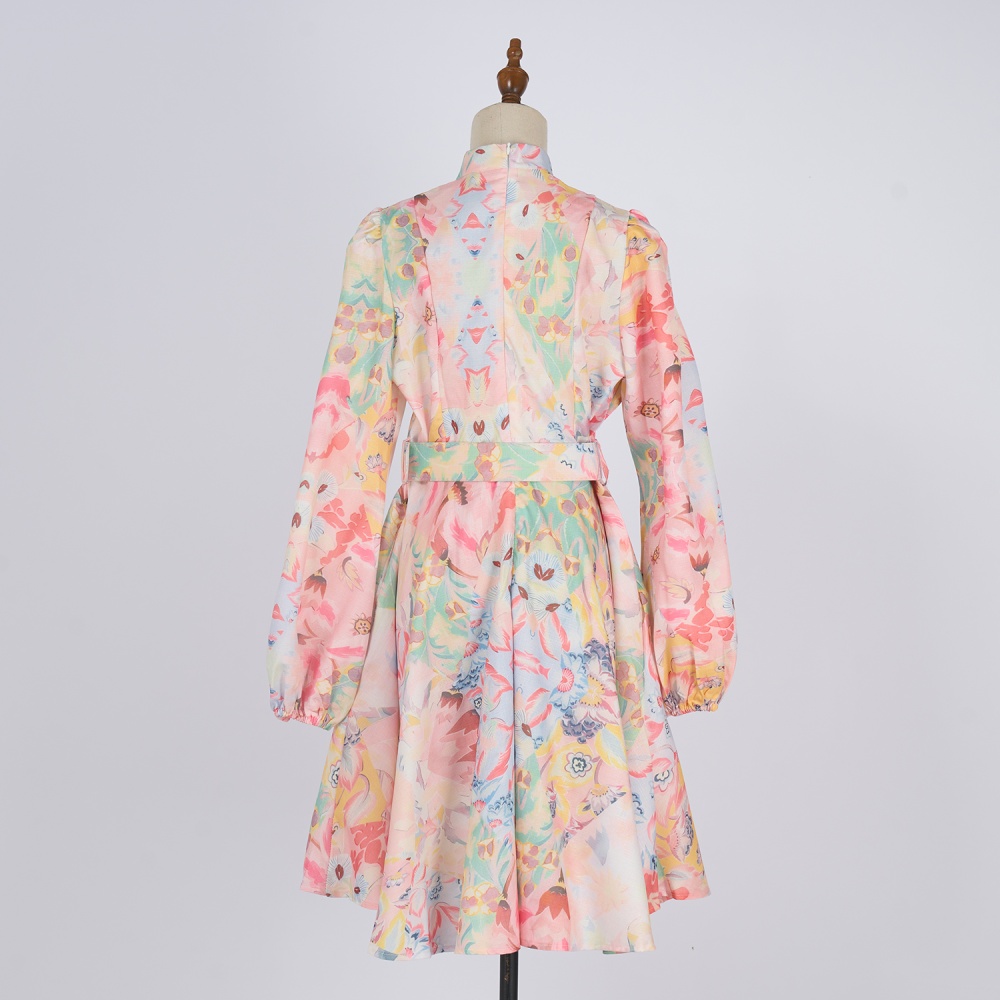Single-breasted T-back pinched waist dress