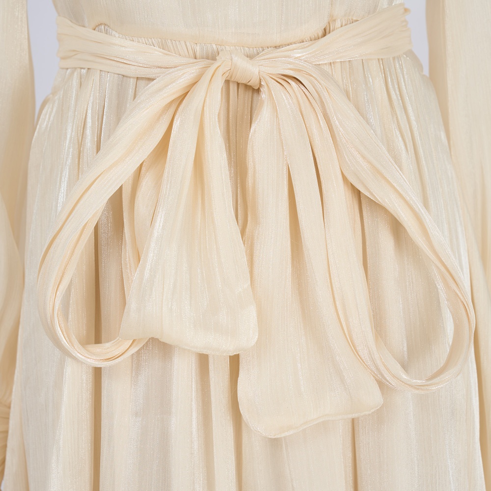Snow white cstand collar long dress big skirt embroidery dress