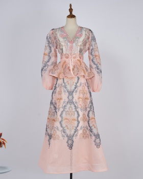 Catwalk beading short skirt big skirt tops a set